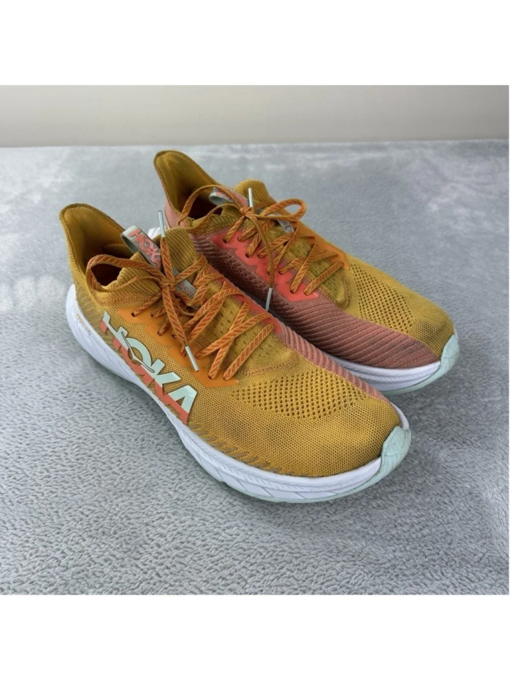 Hoka Men's Carbon X 3 Running Shoes Size 13D Yellow